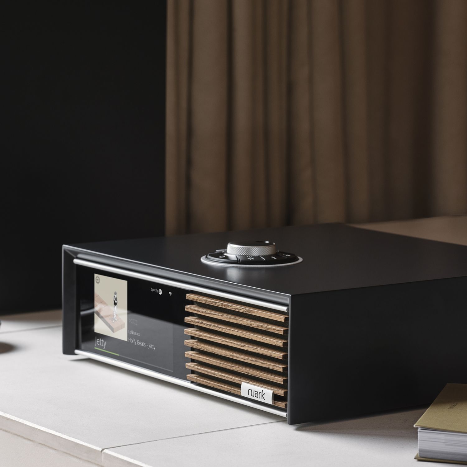 R610-CHR